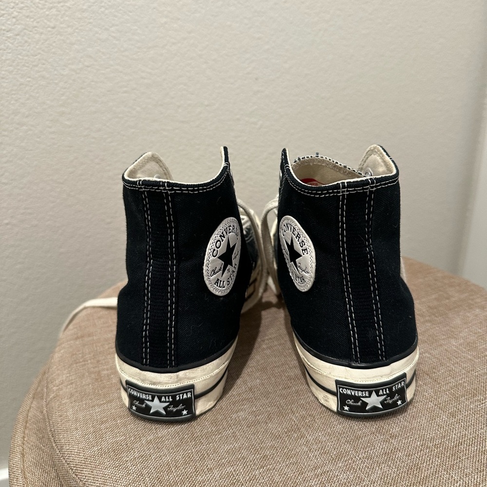Stylish Black and White High-Top Sneakers - Picture 3 of 4